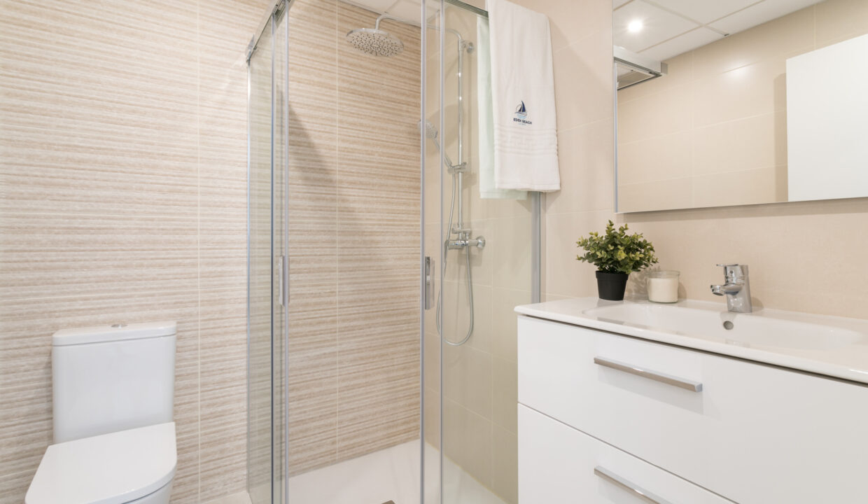 B9.1_Eden-Beach-apartments-La-Mata-Bathroom-May-24-scaled